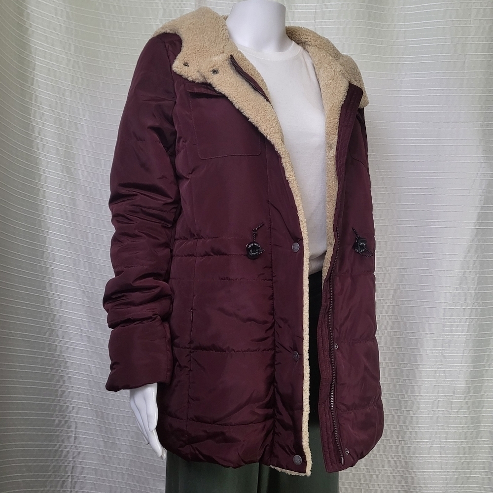 LEVI'S Quilted Puffer Coat Jacket Sherpa Hood and Trim Burgundy Women's M - Picture 12 of 16